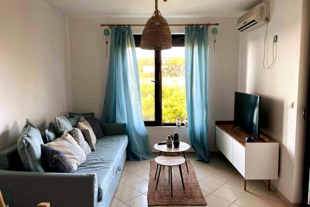 Seaview Dreamy Apartment With A Pool And Garden Синеморець Екстер'єр фото